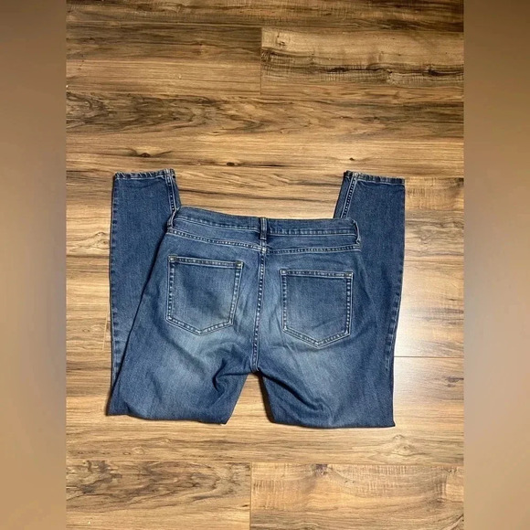 Everlane women’s jeans, size 28 - Picture 6 of 8